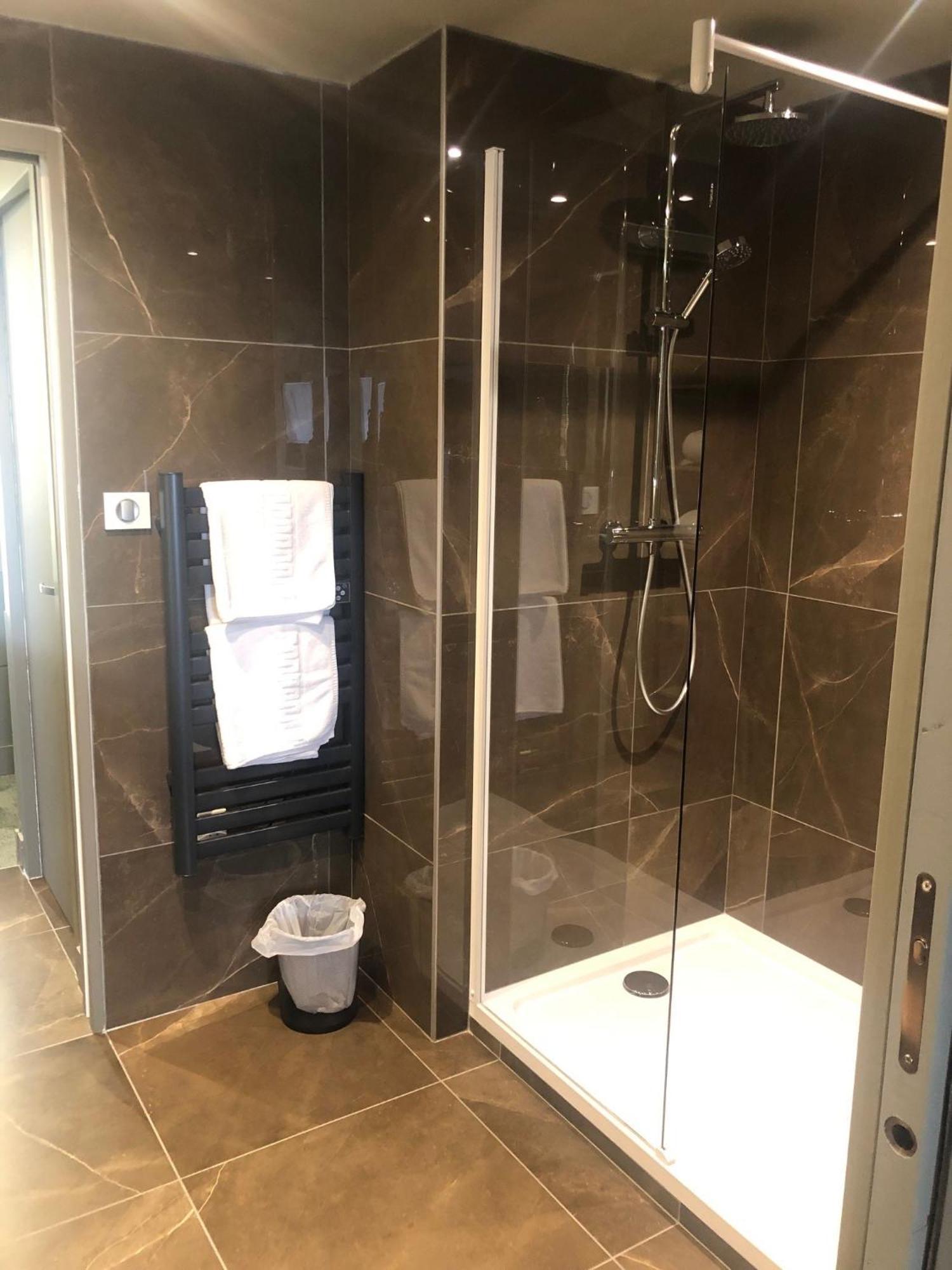 Logis Hotel Et Spa Chez Camillou Aumont-Aubrac Room photo